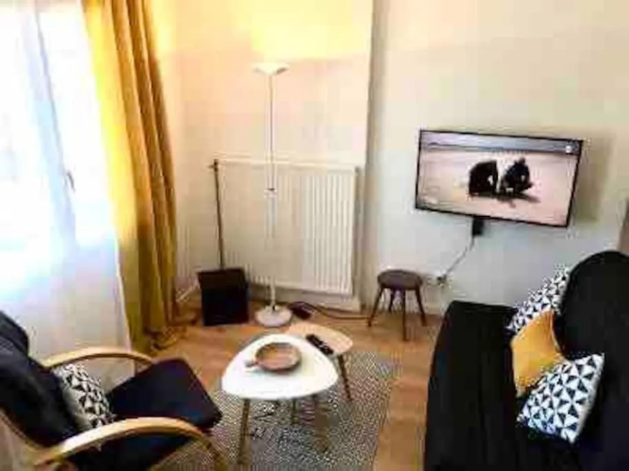 Appartement Cosy Avec Sa Place De Parking Gratuit Annecy
