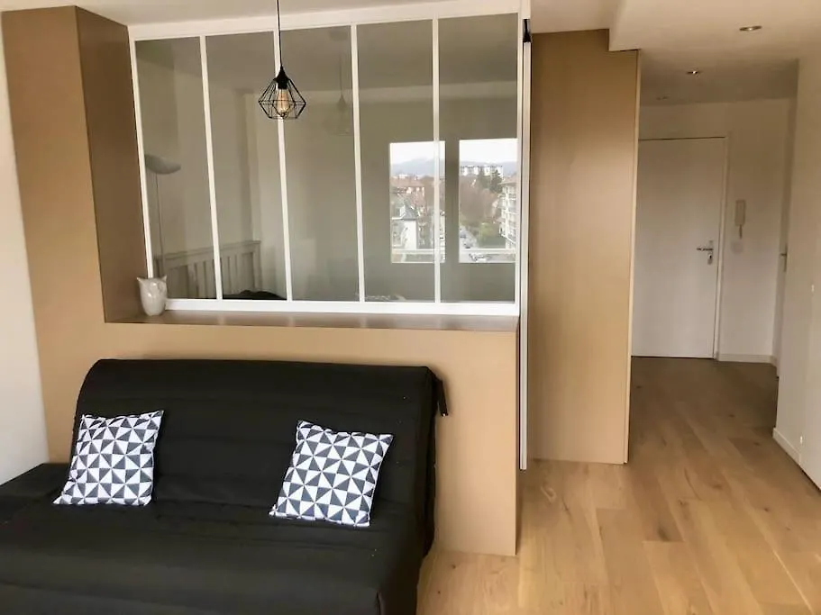 Appartement Cosy Avec Sa Place De Parking Gratuit Annecy